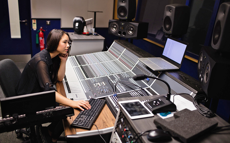 estudio de sonido con pc silenciosos
