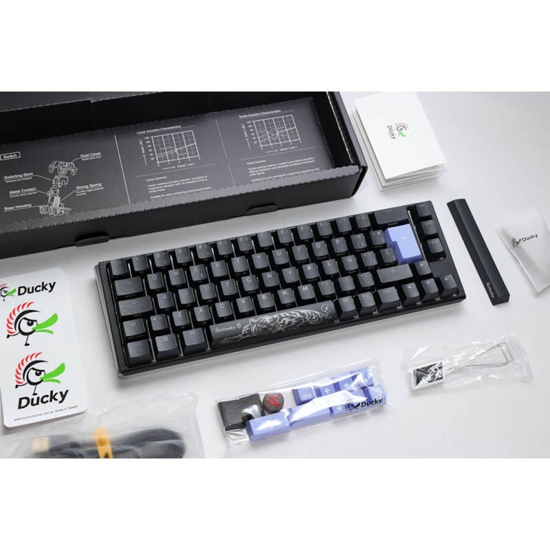 Teclado Ducky One 3 Classic SF 65% Hot-Swap RGB MX-Clear Negro