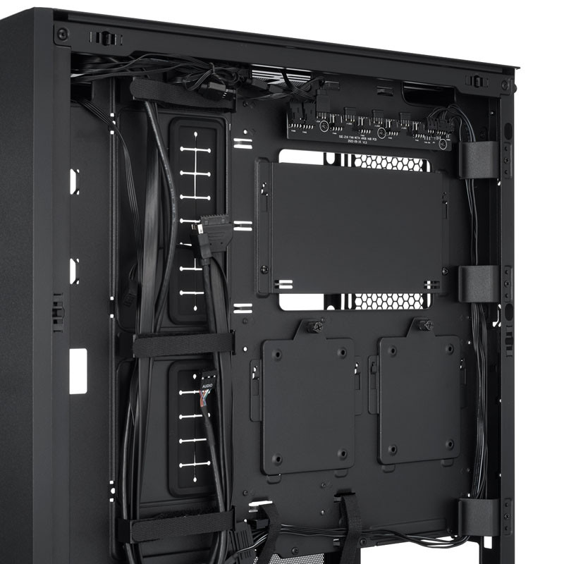 Caja/Torre Lian Li Lancool 216 Mesh RGB Negro