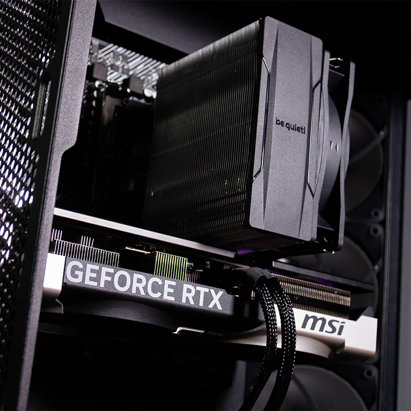 COOLPC Black IV - Ryzen 7 5700X / GeForce RTX 5070 12GB / 32GB / SSD 1TB / W11P