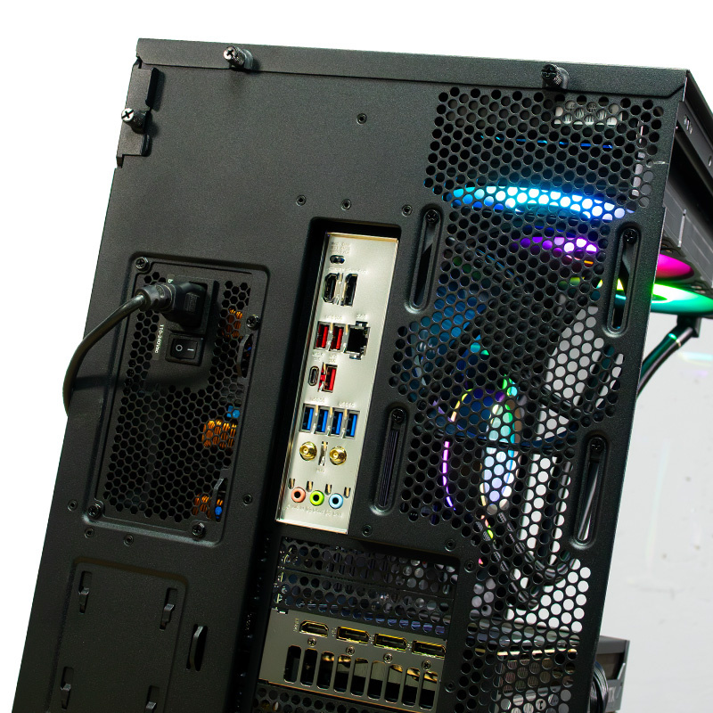 COOLPC Black VII 24Hr - Ryzen 7 9800X3D / GeForce RTX 5070 Ti 16GB / 48GB / SSD 1TB / W11P